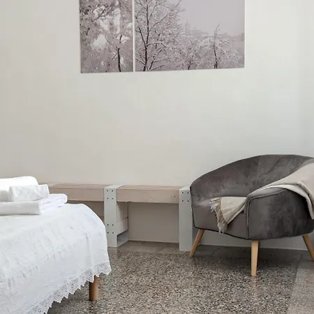 Sleep In Urbania